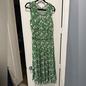 💚 Dress